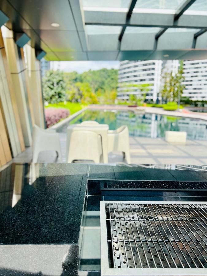 Apartment Kl Cosy - New Stylish Above Kl East Mall *